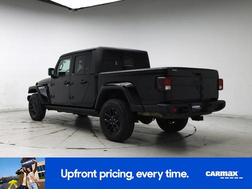 Black 2022 Jeep Gladiator Altitude