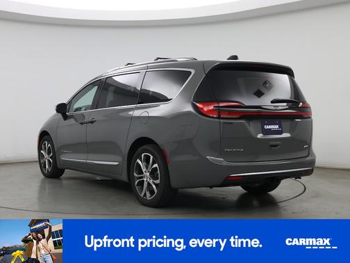 2025 Chrysler Pacifica Pinnacle