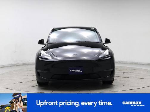 Black 2023 Tesla Model Y Performance