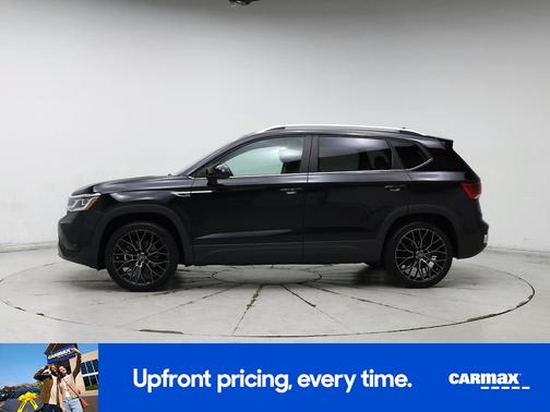 Black 2022 Volkswagen Taos SEL