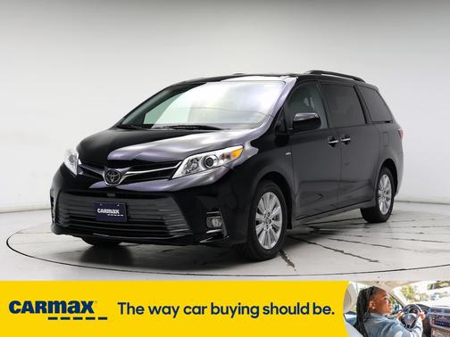 2019 Toyota Sienna XLE