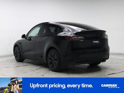 Black 2024 Tesla Model Y Long Range