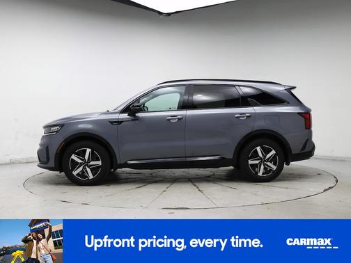 Gray 2022 Kia Sorento S
