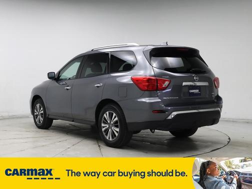 2019 Nissan Pathfinder SV