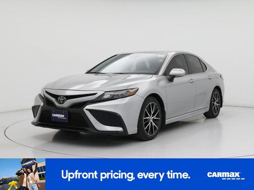Silver 2022 Toyota Camry SE