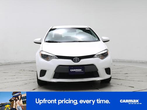 White 2016 Toyota Corolla LE