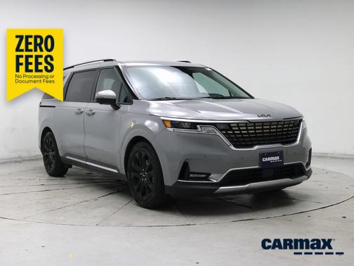 Gray 2022 Kia Carnival SX