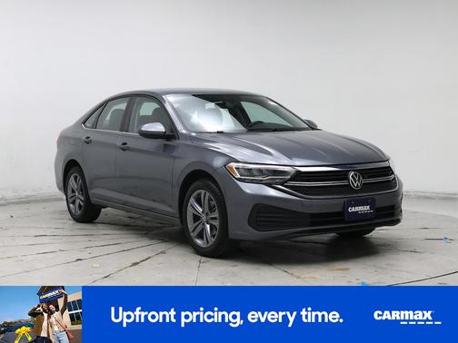 Gray 2024 Volkswagen Jetta SE