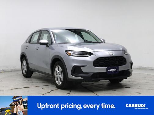 Silver 2024 Honda HR-V LX