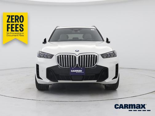 White 2024 BMW X5 xDrive40i