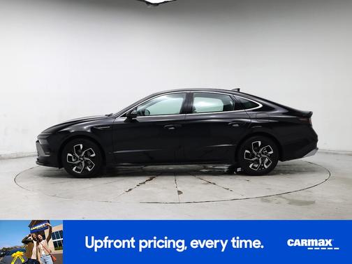 Black 2025 Hyundai SONATA SEL