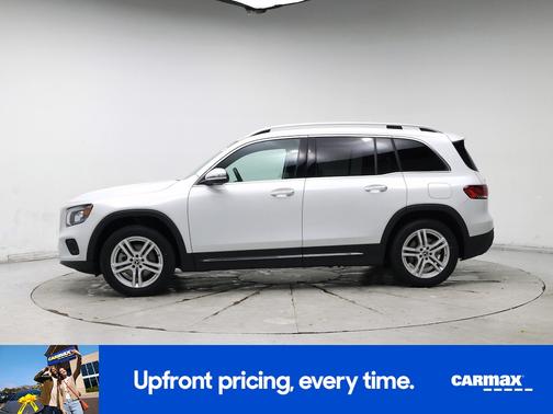 White 2023 Mercedes-Benz GLB 250