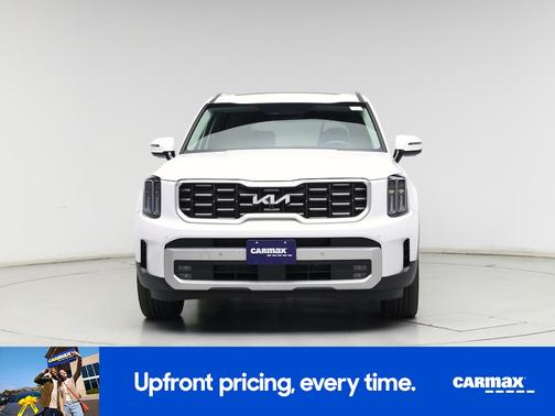 White 2024 Kia Telluride SX