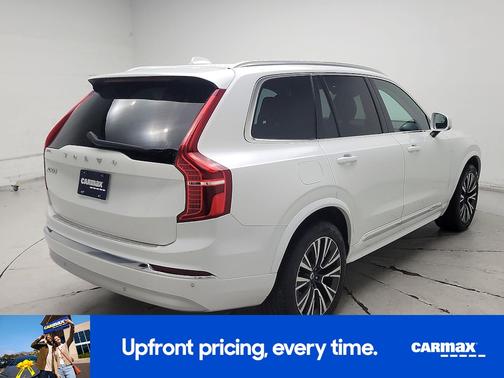 2022 Volvo XC90 Recharge Plug-In Hybrid T8 Inscription Expression