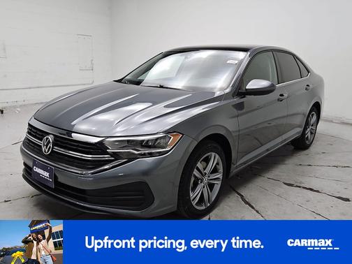 Gray 2023 Volkswagen Jetta SE