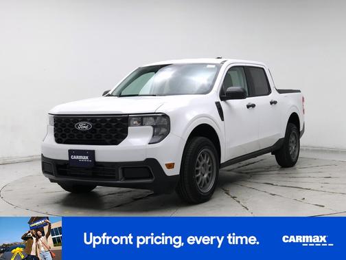 White 2025 Ford Maverick XLT