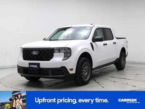 White 2025 Ford Maverick XLT