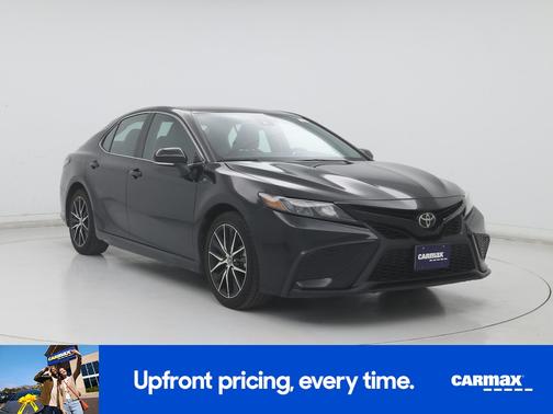 Black 2023 Toyota Camry SE