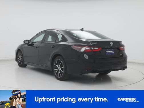 Black 2023 Toyota Camry SE