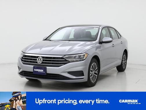 Silver 2019 Volkswagen Jetta SE