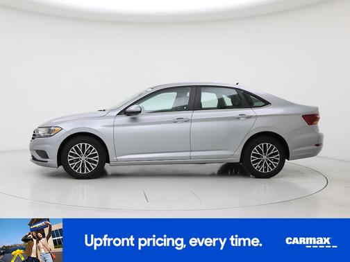 Silver 2019 Volkswagen Jetta SE
