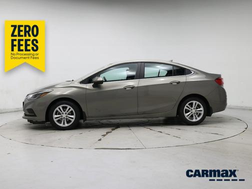 Gray 2017 Chevrolet Cruze LT