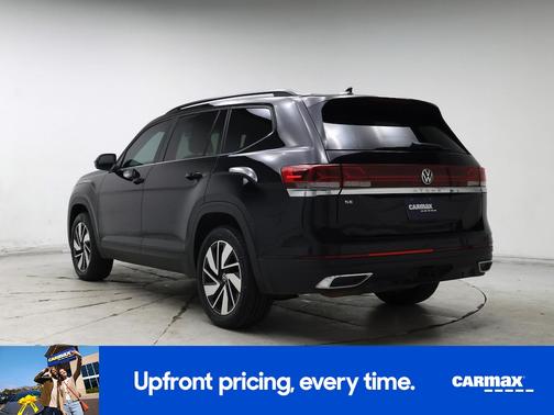 Black 2024 Volkswagen Atlas SE w/Tech