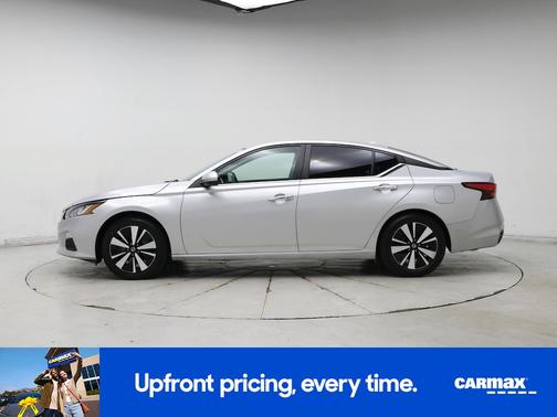 2022 Nissan Altima SV