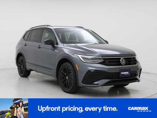 Gray 2022 Volkswagen Tiguan SE R-Line Black