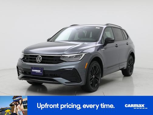 Gray 2022 Volkswagen Tiguan SE R-Line Black
