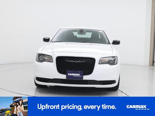 2023 Chrysler 300 Touring