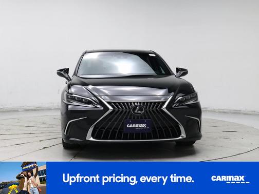 Black 2023 Lexus ES 300h Luxury
