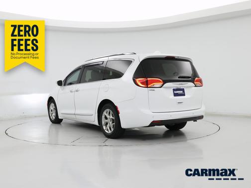 White 2017 Chrysler Pacifica Limited