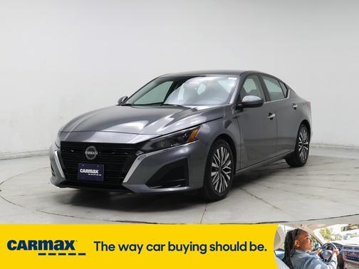 2023 Nissan Altima SV