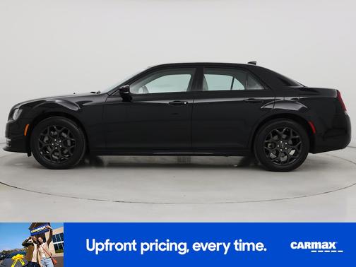 2023 Chrysler 300 Touring L