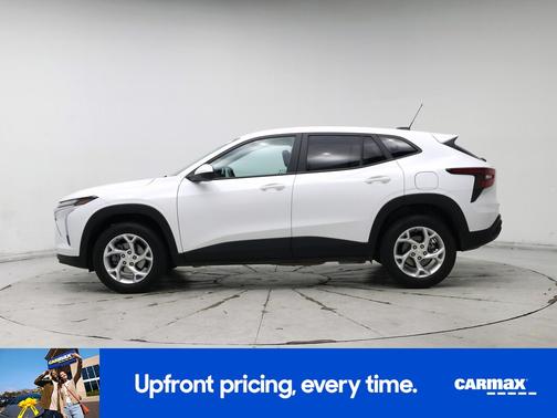 White 2024 Chevrolet Trax LS
