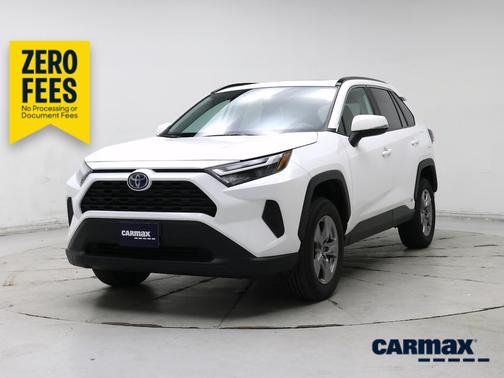 White 2024 Toyota RAV4 Hybrid XLE