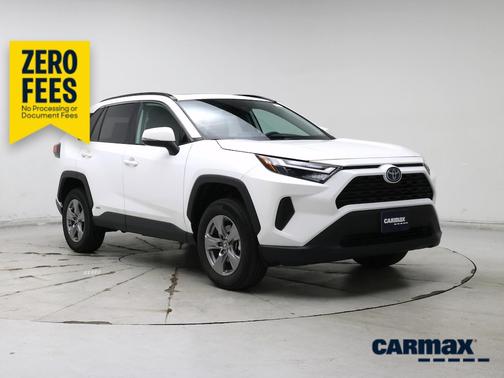 White 2024 Toyota RAV4 Hybrid XLE