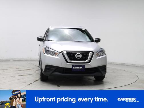 Silver 2019 Nissan Kicks S