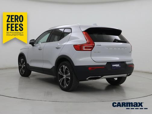 Gray 2020 Volvo XC40 T5 Inscription
