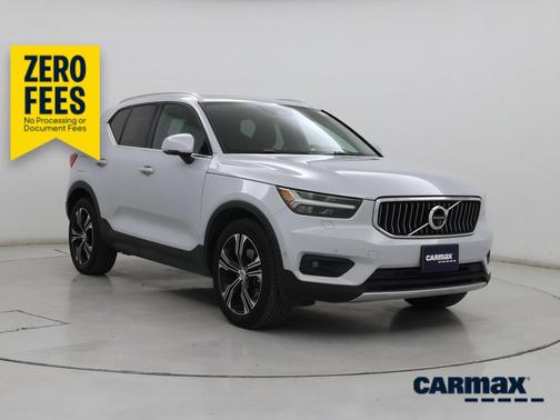 Gray 2020 Volvo XC40 T5 Inscription