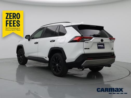 White 2024 Toyota RAV4 Hybrid SE