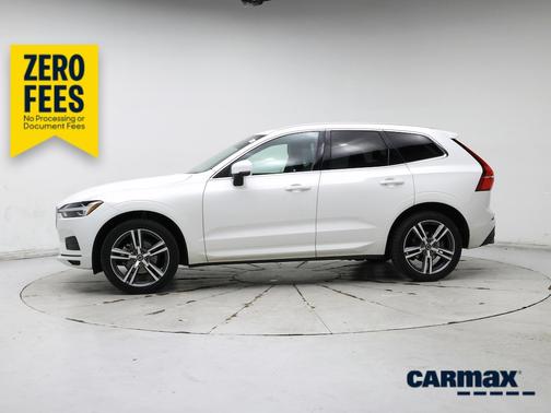 White 2020 Volvo XC60 T5 Momentum