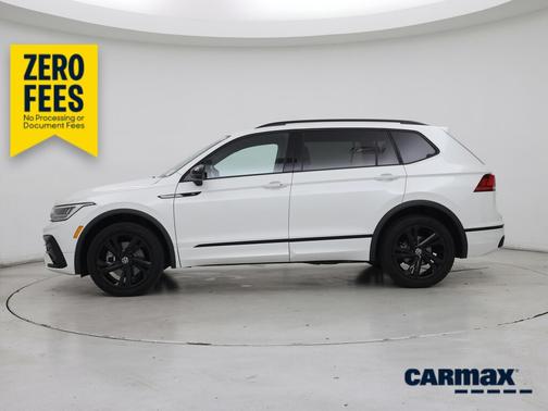 White 2023 Volkswagen Tiguan SE R-Line Black