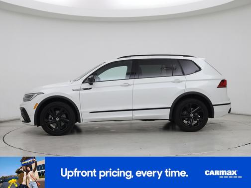 White 2023 Volkswagen Tiguan SE R-Line Black