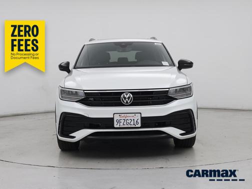 White 2023 Volkswagen Tiguan SE R-Line Black