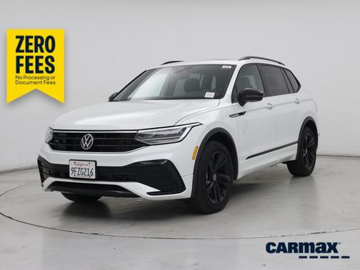 White 2023 Volkswagen Tiguan SE R-Line Black
