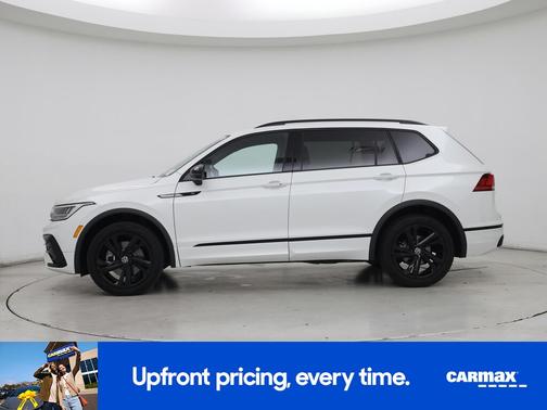 White 2023 Volkswagen Tiguan SE R-Line Black