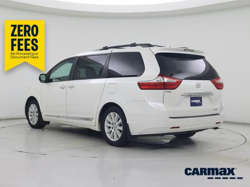 White 2015 Toyota Sienna Limited