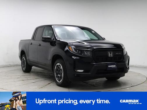 Black 2024 Honda Ridgeline Black Edition